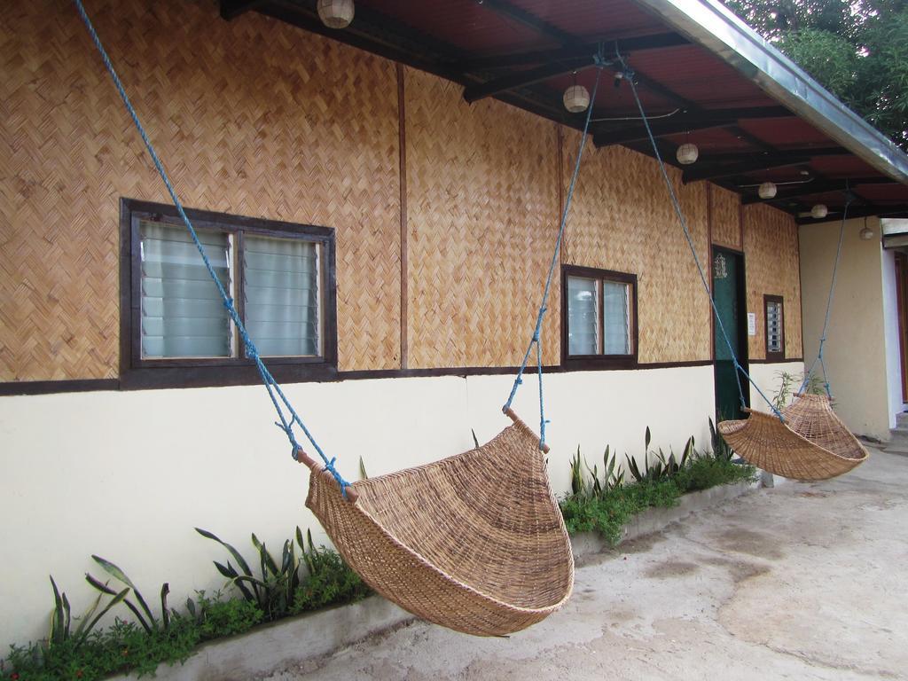 Coron Guapos Guesthouse Eksteriør billede